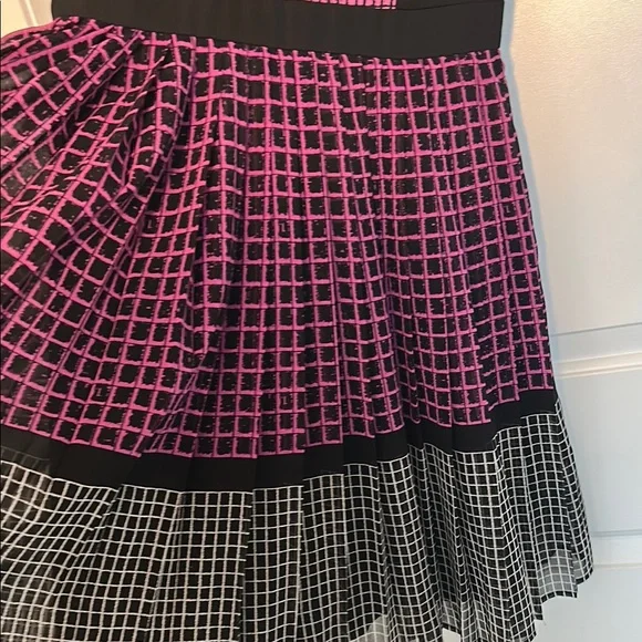 Halogen Grid Pattern Dress - Picture 7 of 12